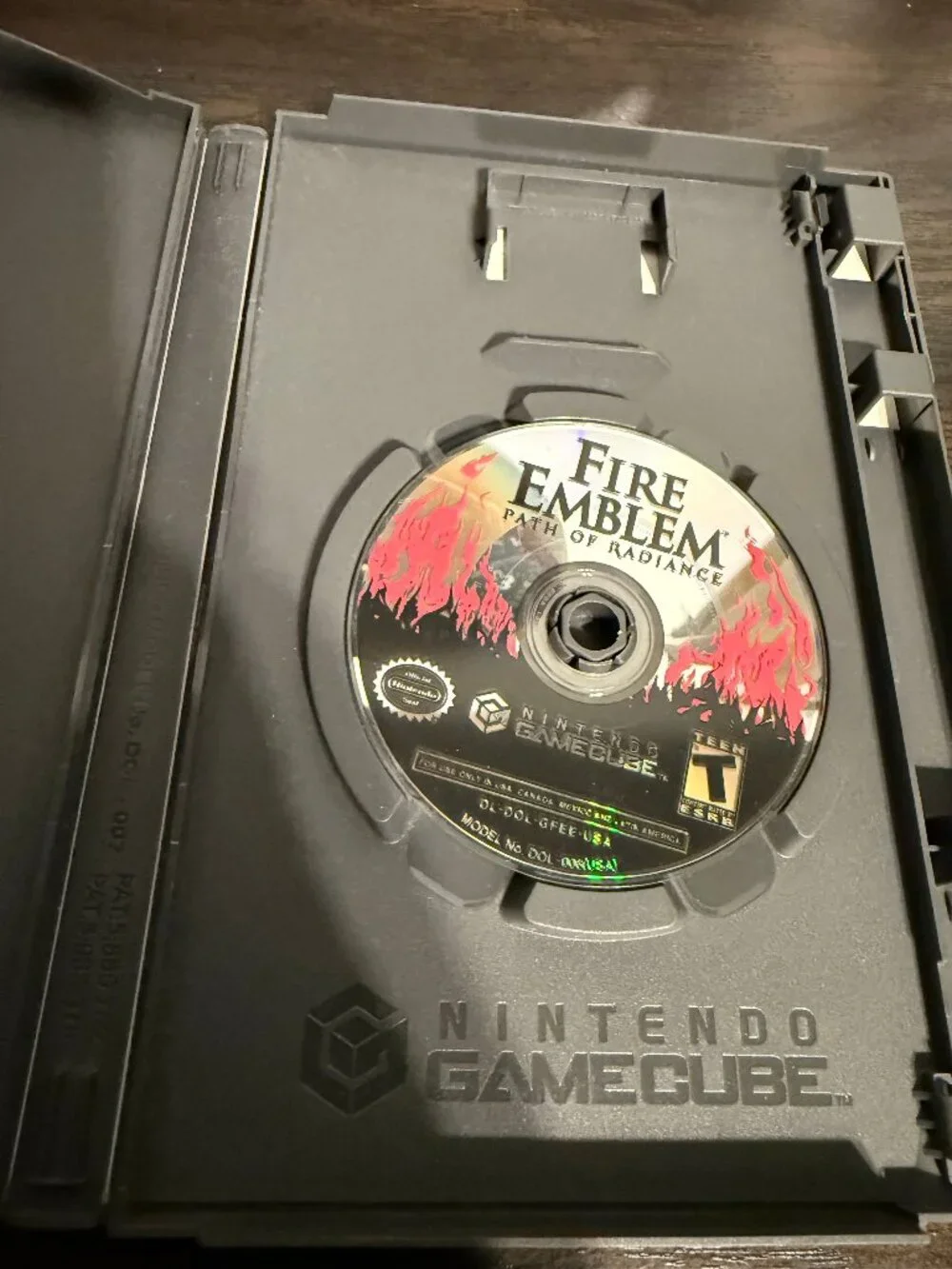Fire Emblem Path of Radiance (Nintendo Game Cube)